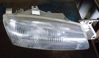 Faro escotilla derecho kia mentor sephia 96-2/98 Foto 1 de 2