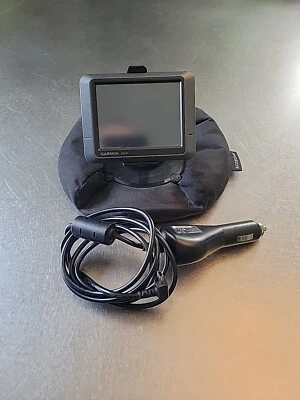 Garmin nüvi 205 3.5-inch & Garmin Portable GPS Navigators & Extras GC - Image 1 of 4