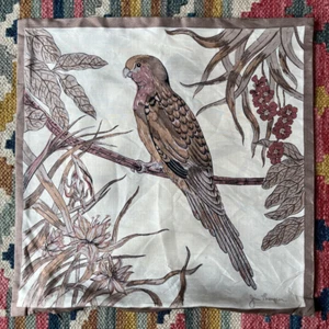 VINTAGE SIGNED JIM THOMPSON PARROT/PARAKEET BIRD 15" THAI SILK CUSHION COVER - Picture 1 of 4