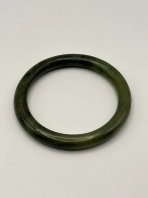 Vintage Green and Black Nephrite Jade Bangle Bracelet  - Image 1 of 4