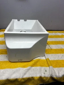 12740302 Whirlpool Maytag Refrigerator Ice Bucket free shipping - Picture 1 of 5