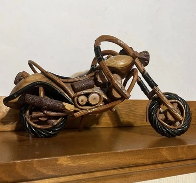 Arte escultura hecho a mano vintage estilo "HARLEY" picadora motocicleta madera rústica 11" Foto 1 de 4