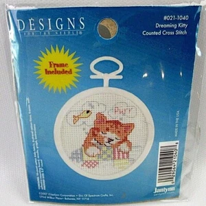 Janlynn Mini Counted Cross Stitch Kit 2.5" Round-Dreaming Kitty (18 Count) NEW - Picture 1 of 3