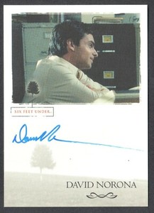 SIX FEET UNDER HBO SEASON 1 & 2 Rittenhouse 2004 Autograph Card DAVID NORONA