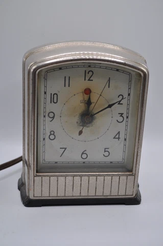 Vintage Telechron Clock Model 711 / Art Deco Metal & Bakelite Prop Display 1930s Cover