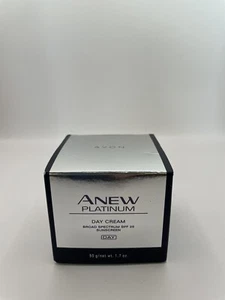 Crema de día Avon Anew PLATINUM con FPS 25, ¡Nueva! La fórmula original - Imagen 1 de 2