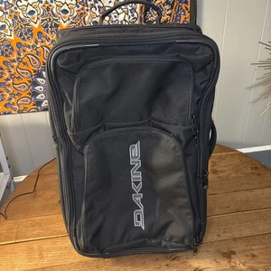 Dakine Black Travel Roller Bag Carry On Luggage 42L Suitcase Backpack Wheels - Picture 1 of 14