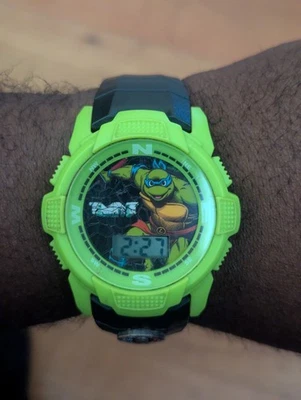 Reloj TMNT Tortugas Ninja 2023 Iluminado LCD Brújula Digital Niños Leonardo Funciona Foto 1 de 4