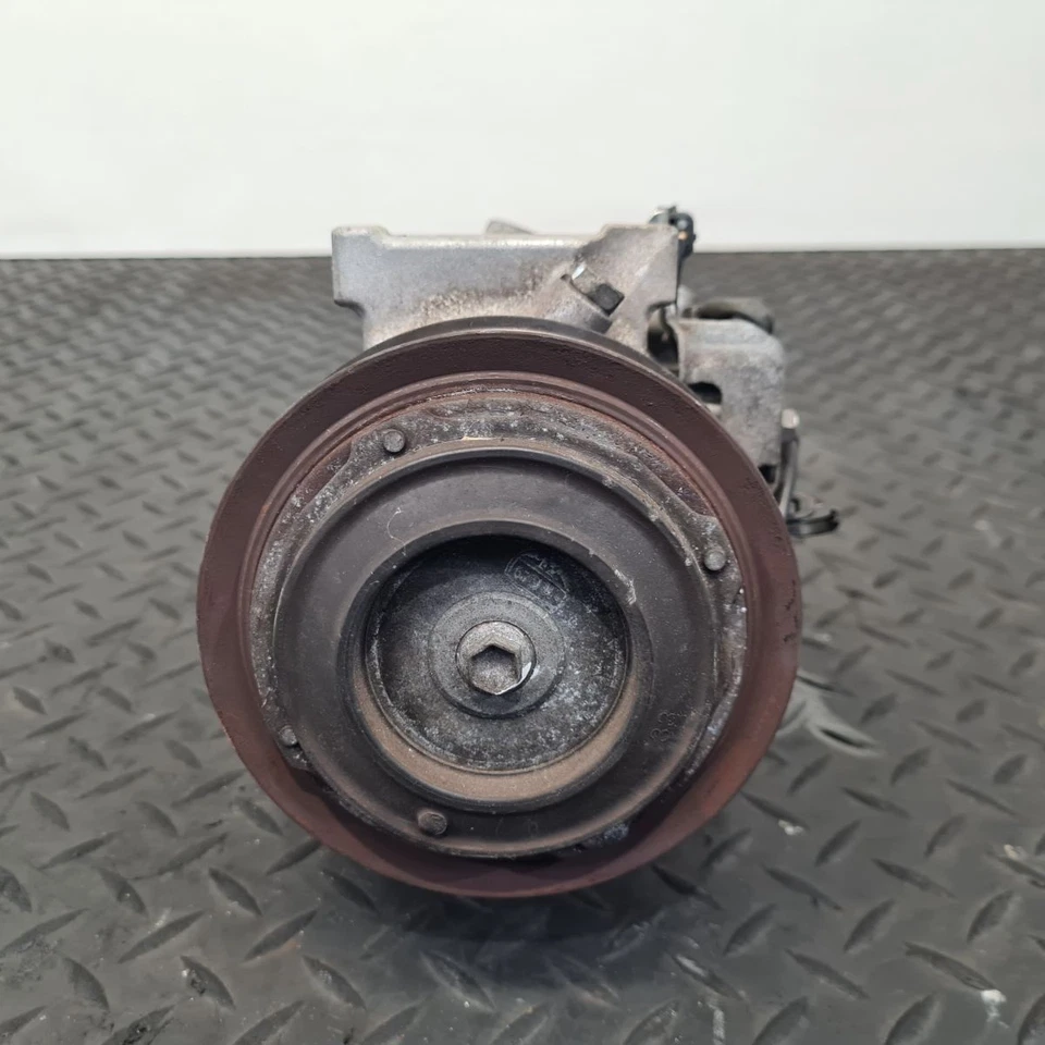 NISSAN X-TRAIL MK3 (T32) 2016 1.6DCI AIR CON COMPRESSOR PUMP 926004ca3a - Image 1 of 4