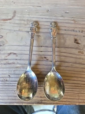 Par de cucharas sopa Campbells niños pátina envejecida rústica decoración del hogar ¿enchapada en plata? Foto 1 de 4