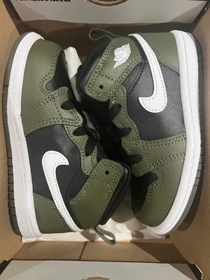 NIKE JORDAN 1 MID (TD) DQ8425 092 SIZE 8C, 9C, 10C - Image 1 of 4