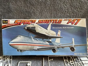 1977 REVELL "ENTERPRISE" SPACE SHUTTLE AND 747 SCALE 1/144 KIT # H-177 - Bild 1 von 8