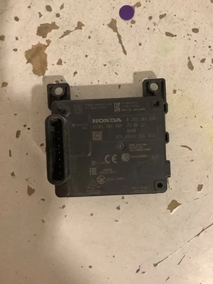 Sensor radar distancia crucero adaptativo Honda Accord 2023-2024 OEM B11-20213 TL Foto 1 de 2