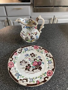 1815-1825 HICKS, MEIGH & JOHNSON AMHERST JAPAN PATTERN IMARI piatto e brocca - Foto 1 di 8