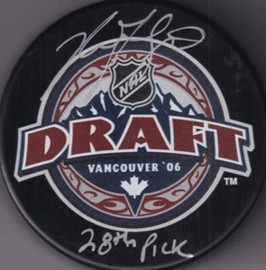 BECKETT NICK FOLIGNO SIGNED "28TH PICK" 2006 NHL DRAFT LICENSED LOGO PUCK 02115 - Picture 1 of 2