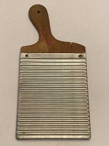 Vintage Hand-E-Wash Board 5 3/8” x 11 5/8” Wood & Tin Wash board Charcuterie - Picture 1 of 5