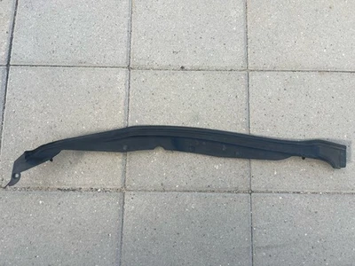 2014-2019 凯迪拉克 CTS-V 前左驱动门辅助重量密封原始设备制造商 — 第 1/3 张图片