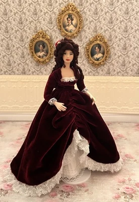 Dolls House 1/12 Scale Artisan made Beautiful Porcelain Dressed Doll. — 第 1/4 张图片