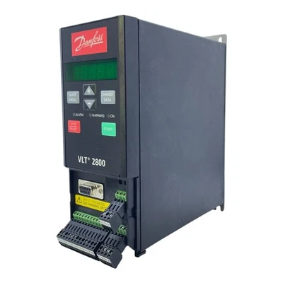 Danfoss Frequenzumrichter 0,9kVA VLT 2800 195N0003 220-240V 5,9A Industrie - Bild 1 von 4
