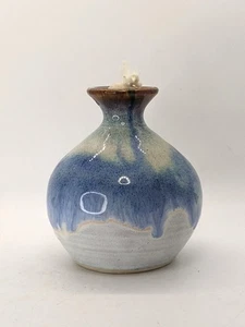 Art Studio Öllampe handgefertigt glasierte Keramik blaue Glasur Künstler signiert 4,5" - Bild 1 von 6