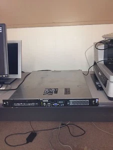 Dell PowerEdge 850 Pentium D 3.0GHz 64 bits 2GB no hdd - Picture 1 of 2