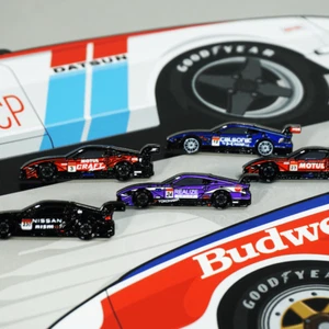 2022 SuperGT Season Nissan Z (RZ34) Race-Car Collection - Five Pin Set - Picture 1 of 7