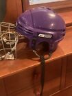 Casque de hockey violet Nike Bauer NBH5500M FM5500L & cage