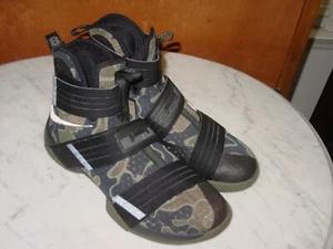 2016 Nike Zoom Lebron Soldier 10 "Army Camo" 844378-022 Shoes! Size 10.5 - Picture 1 of 14