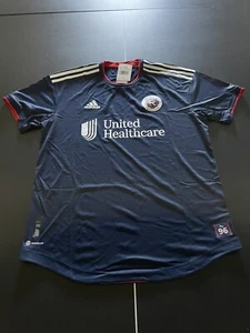 Adidas Mens New England Revolution Authentic 22/23 Home Soccer Jersey L $130 - Picture 1 of 5