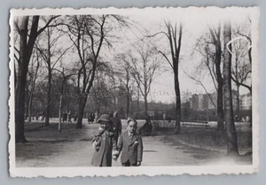 Werner & Christel Hand in Hand - Altes Foto - Picture 1 of 2