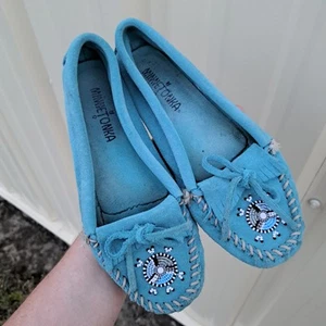 Mocassini donna Minnetonka taglia 6 turchese scamosciato perline kiltie blu western - Foto 1 di 8