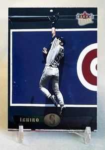 Ichiro Suzuki 2002 Fleer Ultra #51 Seattle Mariners HOF - Foto 1 di 3