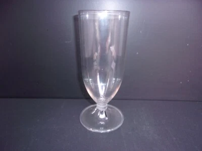 Set of 4 Cambro 6.5 oz. Plastic Goblets 6 3/8" x 2 1/2" Box # 15 - Image 1 of 4