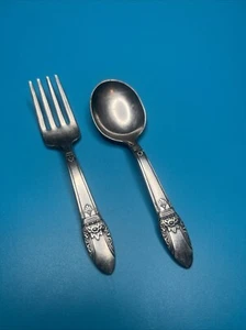 Remembrance 1847 Rogers Bros IS Silberauflage Baby Löffel Gabel Set um 1948 - Bild 1 von 8
