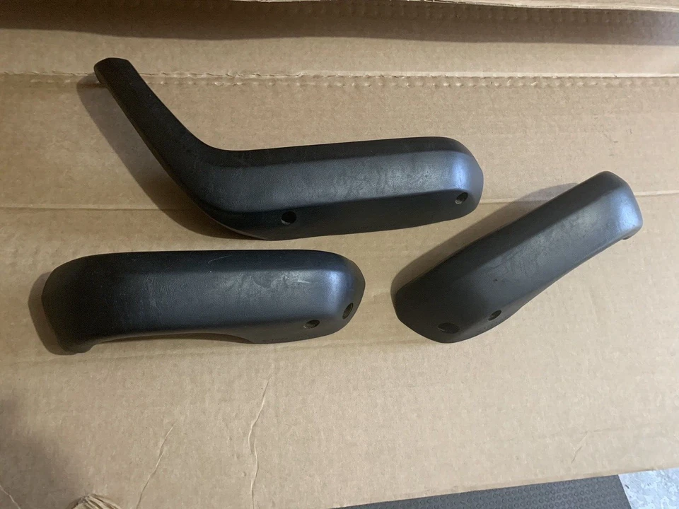 BMW E28 533I 535I M5 528I 528E OEM Interior Puerta Tirador Manija Apoyabrazos Negro EE. UU. Foto 1 de 4