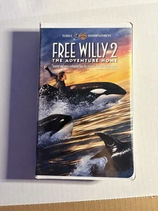 Warner Home Video Clamshell Edition Free Willy 2 VHS Tape - Picture 1 of 2