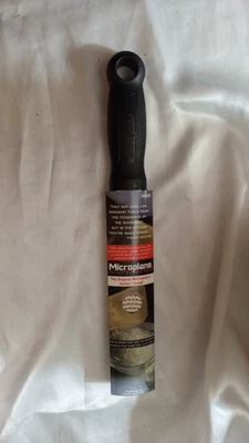 Microplane Sharper Cutting Tools Zester Grater 40020 (USA)  8" NEW - Image 1 of 4