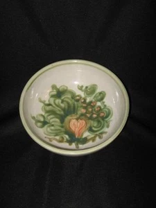 LOUISVILLE STONEWARE HARVEST (PEAR) ROUND VEGETABLE SERVING BOWL - Picture 1 of 1