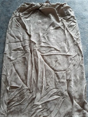 Falda Evans Essence para mujer corte sesgado beige satinado. Talla 20 Foto 1 de 4