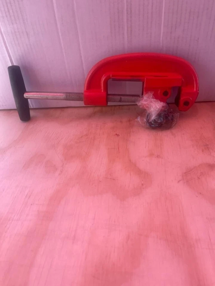  Steel Pipe Cutter 1/2 up to 2” Heavy-Duty Plus 2 Wheels - Image 1 of 1