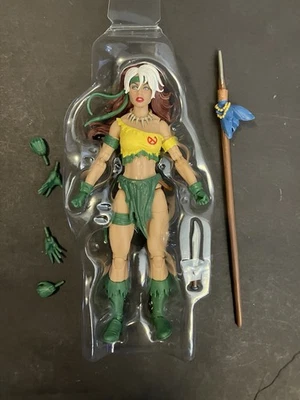 SDCC 2025 Hasbro Marvel Legends SNAP Gamerverse Savage Land Rogue 6" SIN USAR Foto 1 de 2