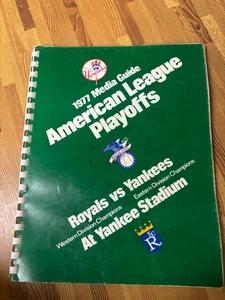 1977 NY Yankees and KC Royals Media Guide American League Playoffs Ex Condition - Bild 1 von 7