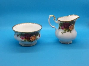 Creamer And Sugar Bowl Royal Albert Old Country Roses England - Picture 1 of 5