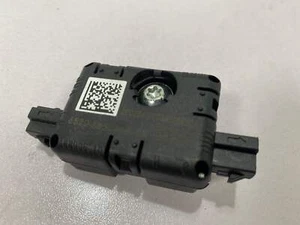 BMW M135i xDrive antenna trap circuit module 2022 F40 1 Series 6832256 - Picture 1 of 7