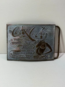 LATÓN COCA COLA TOPLESS MUJER AÑOS 70 HEBILLA DE CINTURÓN VINTAGE TIFFANY FUNDRY ATLANTA - Imagen 1 de 8