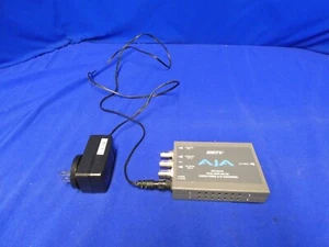 Convertidor A/D de audio/vídeo HD/SD de doble velocidad AJA HD10AVA con fuente de alimentación - Imagen 1 de 9