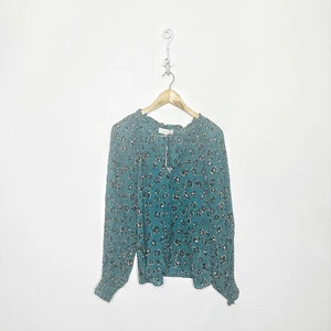 CABALLERO Miki Top GREEN Pansy floral long sleeve blouse viscose S SMALL NWT - Picture 1 of 9