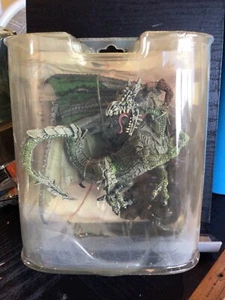MCFARLANE'S WARRIOR DRAGON CLAN 7 FALL OF DRAGON KINGDOM NIP - Picture 1 of 5