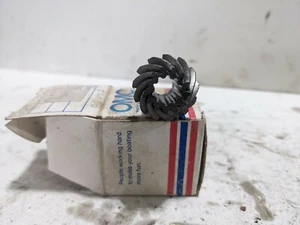 OMC/Johnson/Evinrude 10-Spline Driveshaft Pinion Gear, Part Number 329013 - Picture 1 of 7