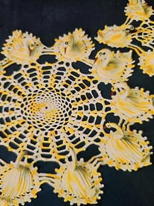 1970s 3d Swan Doiley Tulip Milford 25 Crochet Pattern - Picture 1 of 4